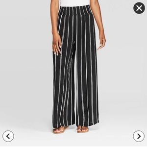 LIKE NEW WIDE LEG STRIPED PANTS!